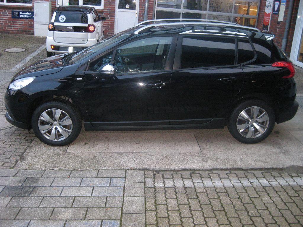 PEUGEOT 2008 Style Pure Tech 82++PANO++KLIMAAUTOMATIK++A