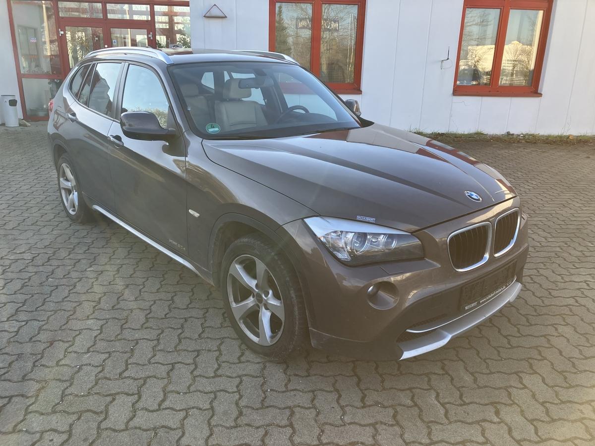 BMW X1 20d xDrive NAVI XENON PANORAMA LEDER